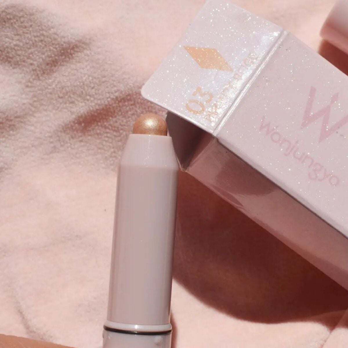 ウォンジョンヨ メタルシャワーペンシル/Wonjungyo/スティックアイシャドウを使ったクチコミ(3枚目)