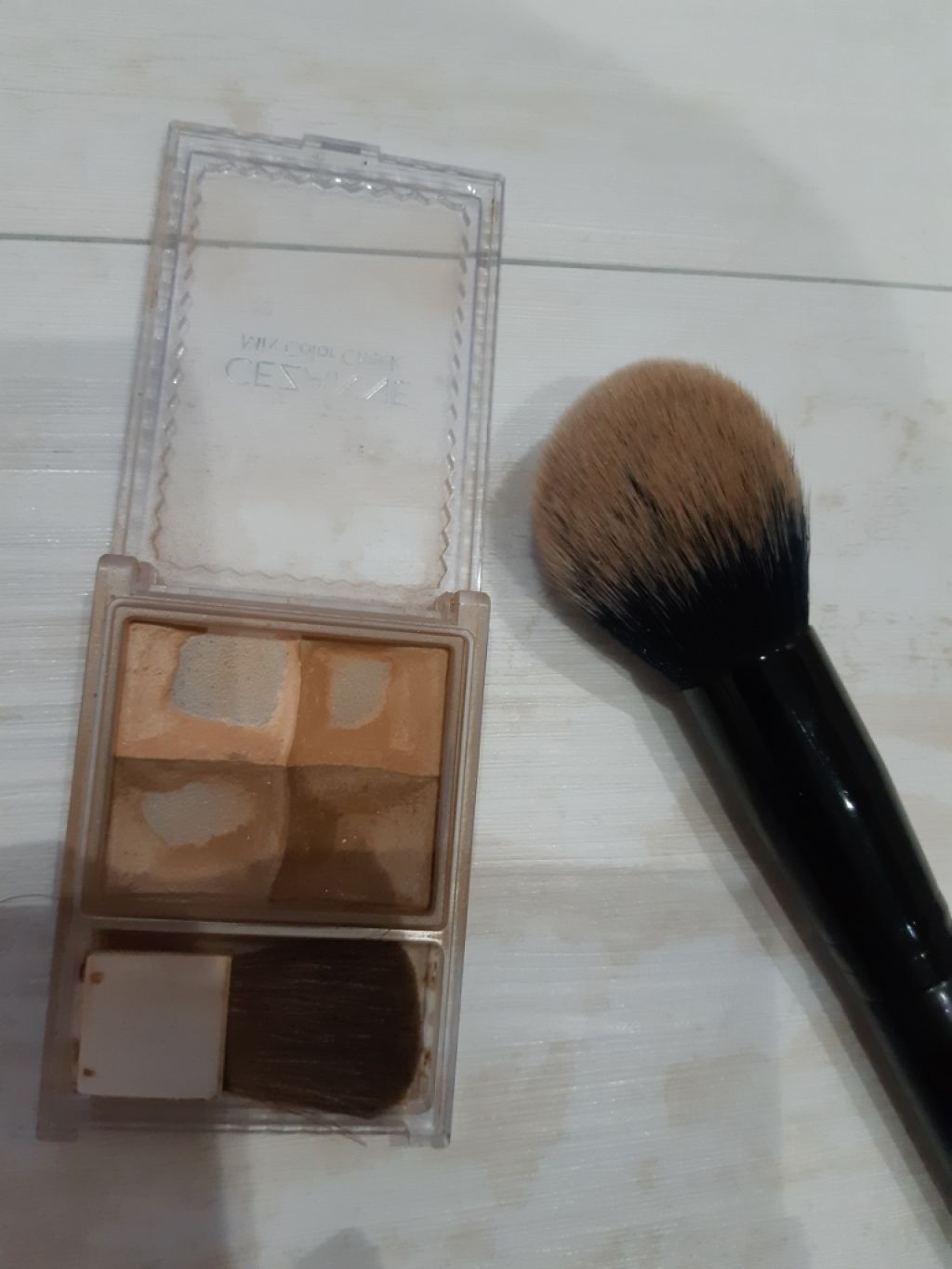 ミックスカラーチーク/CEZANNE/パウダーチークを使ったクチコミ（1枚目）