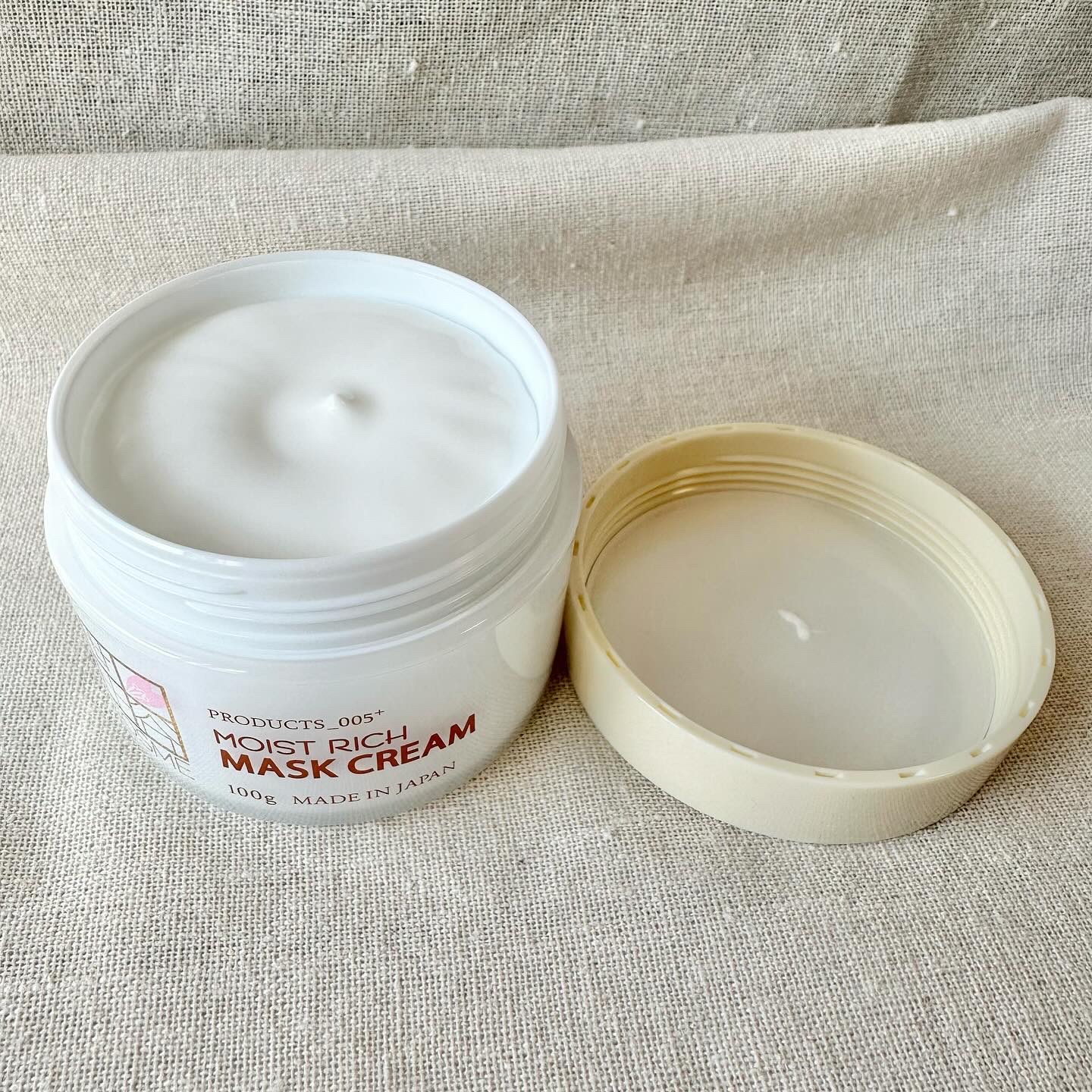 モイストリッチマスククリーム /世田谷コスメ/化粧下地を使ったクチコミ（2枚目）