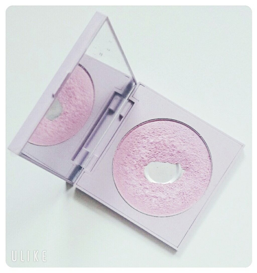  プレストパウダーハイライター/ColourPop/パウダーハイライトを使ったクチコミ（2枚目）