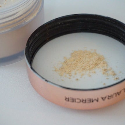 セット トゥー パーフェクト ルースセッティングパウダー トランスルーセント アンド パフ セット/ローラ メルシエ/メイクアップキットを使ったクチコミ(2枚目)