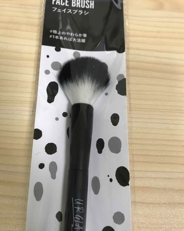 UR GLAM　FACE BRUSH/U R GLAM/メイクブラシを使ったクチコミ（3枚目）