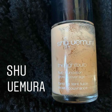 密着感がハンパない。。

shu uemura  ザ　ライトバルブ　フルイド　ファンデーション

このファンデーションは、前から気になっていて奮発して買ってしまいました！
っていう日から早くも半年経ちま