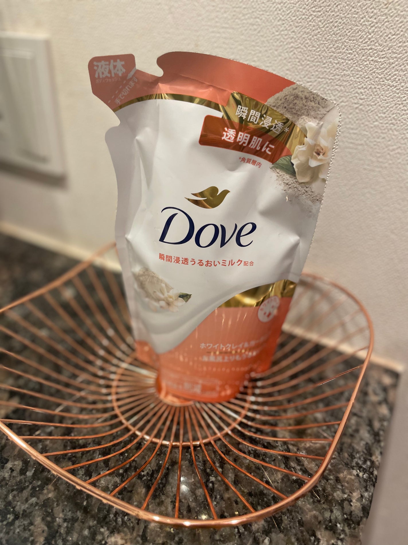 ボディウォッシュ ホワイトクレイ&ガーデニア/ダヴ/ボディソープを使ったクチコミ(1枚目)