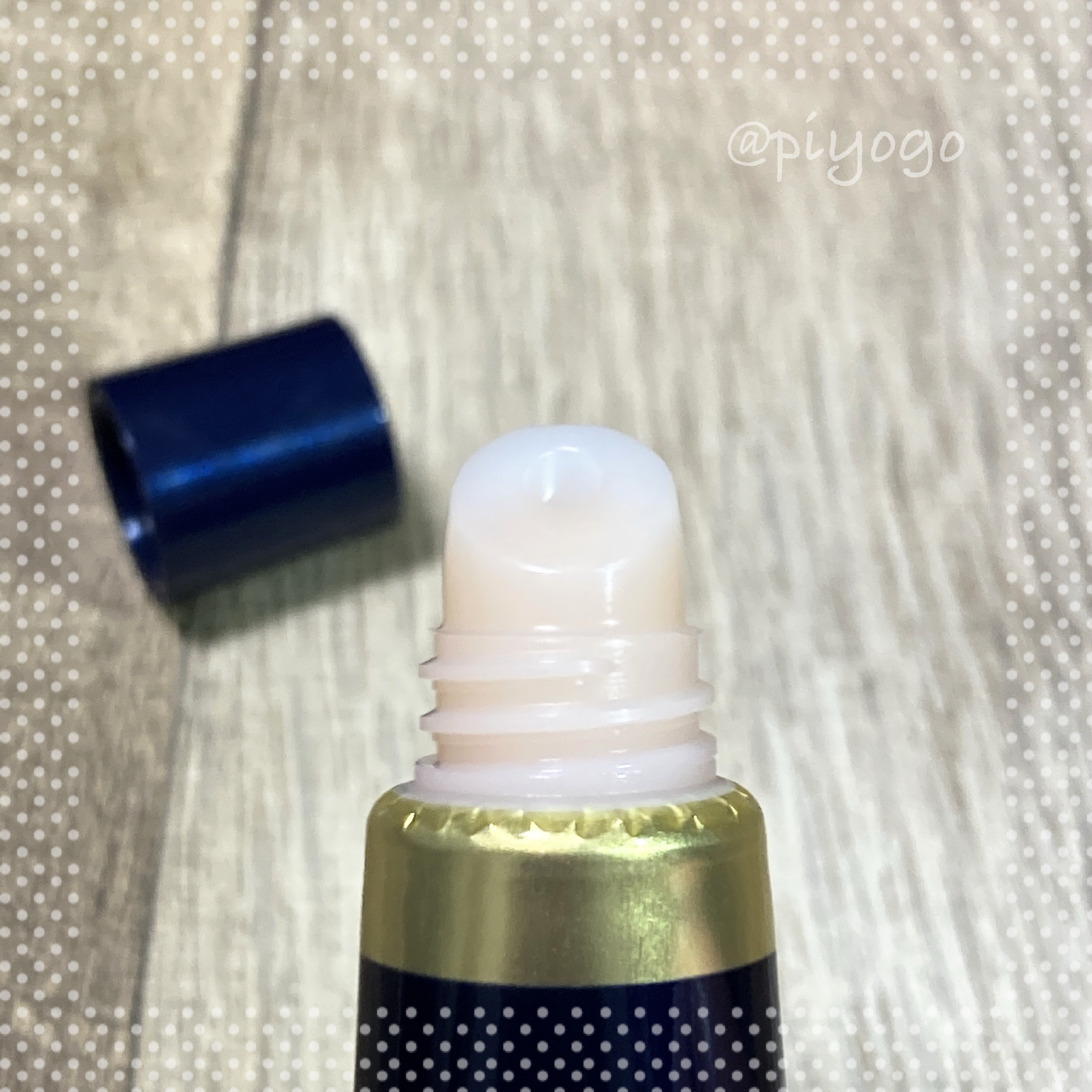 ニベア　ロイヤルブルーリップ　濃密美容ケア/ニベア/リップ美容液を使ったクチコミ（2枚目）