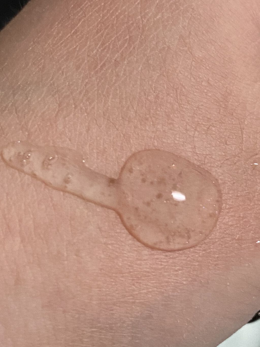 キャビアドットブースター/DEW/ブースター・導入液を使ったクチコミ（2枚目）