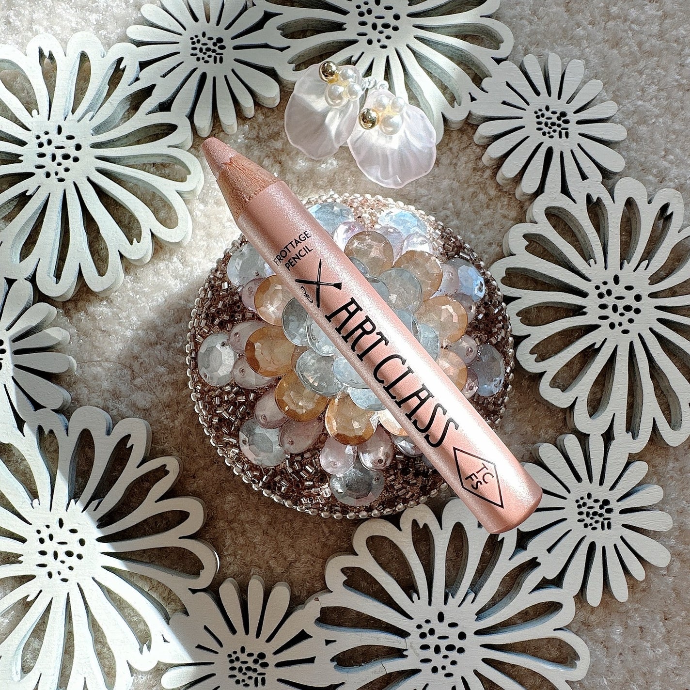 アートクラス フロッタージュペンシル/too cool for school/スティックアイシャドウを使ったクチコミ(1枚目)