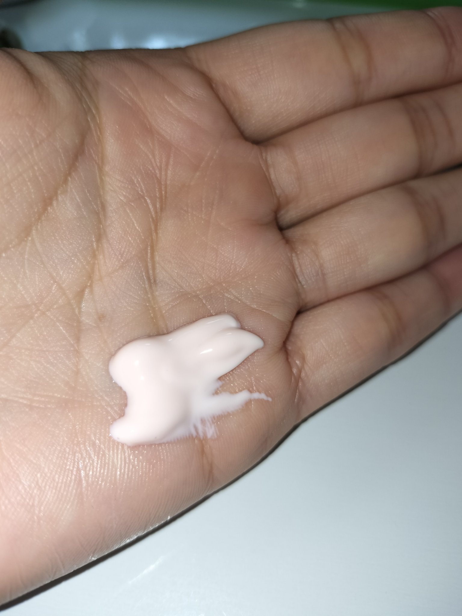 エッセンス スキングロウ プライマー	/SHISEIDO/化粧下地を使ったクチコミ（2枚目）