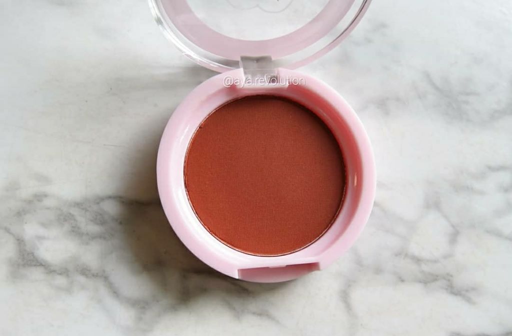 ダイソー×IT GIRL アイシャドウ 憧れの人/DAISO/単色アイシャドウを使ったクチコミ（2枚目）