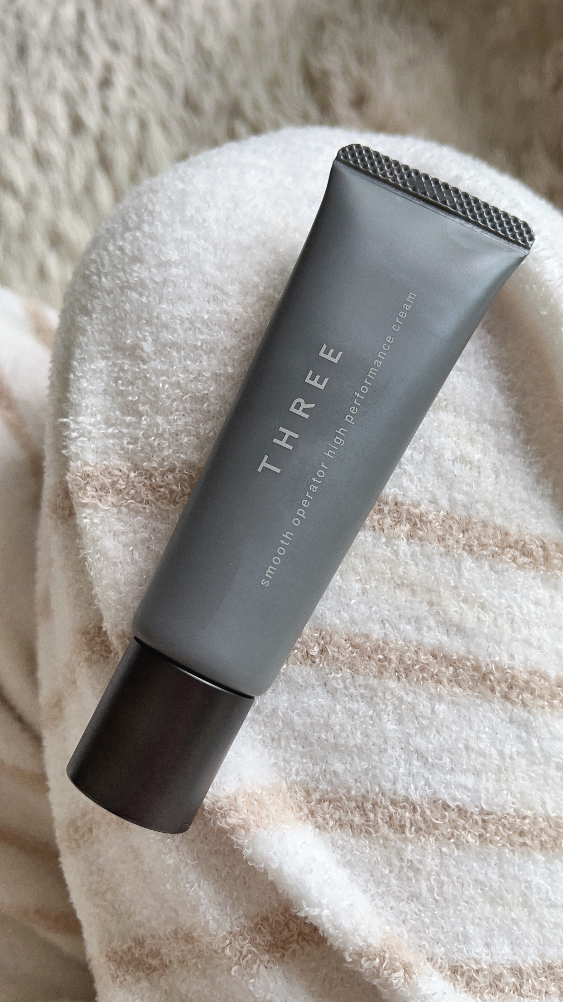 スムースオペレーターハイパフォーマンスクリーム/THREE/化粧下地を使ったクチコミ（1枚目）