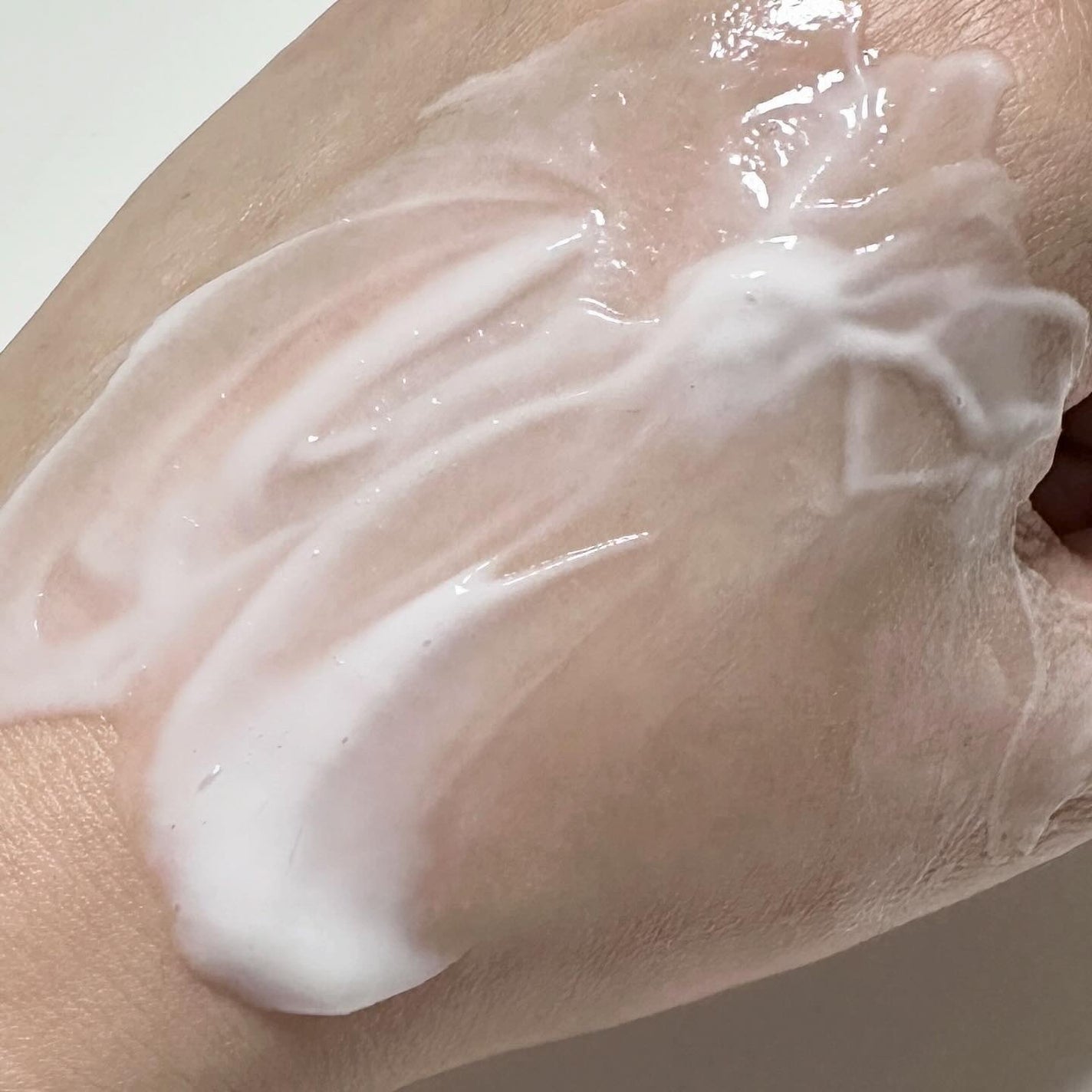 セタフィル モイスチャライジングローション/セタフィル/ボディローションを使ったクチコミ(4枚目)