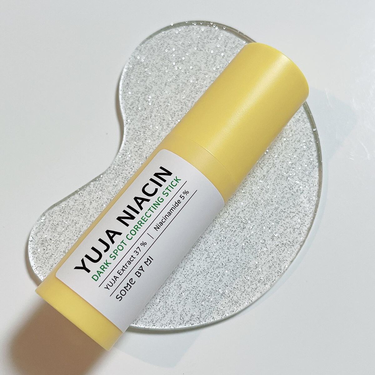 ゆずナイアシンダークスポットコレックティングスティック/SOME BY MI/美容液を使ったクチコミ（1枚目）