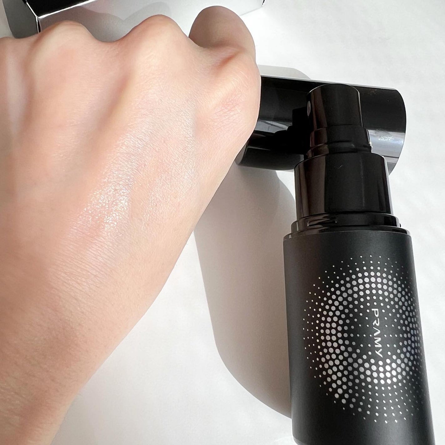 PRAMY メイクアップセッティングミスト モイストタイプ/PRAMY/フィックスミストを使ったクチコミ(2枚目)