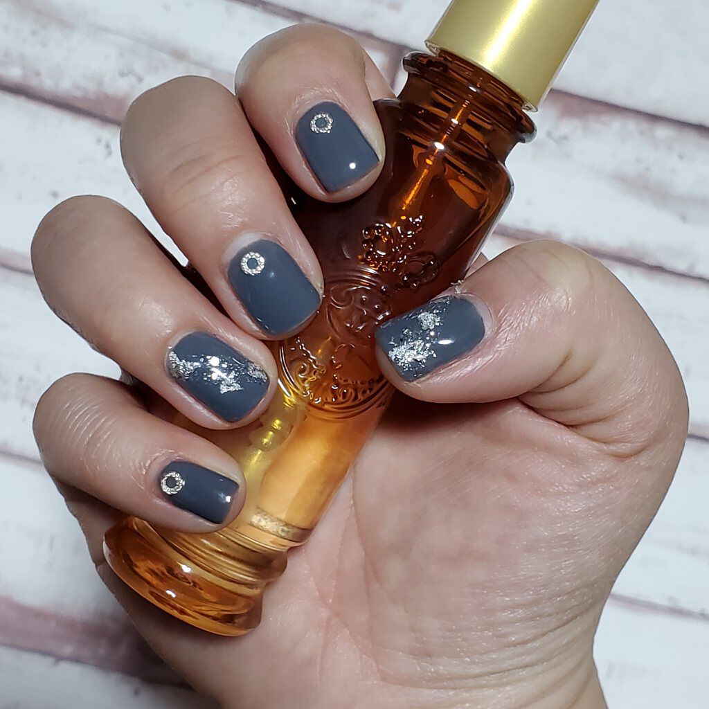 パル カラージェル スティールグレー/キャンドゥ/ジェルネイルを使ったクチコミ（2枚目）