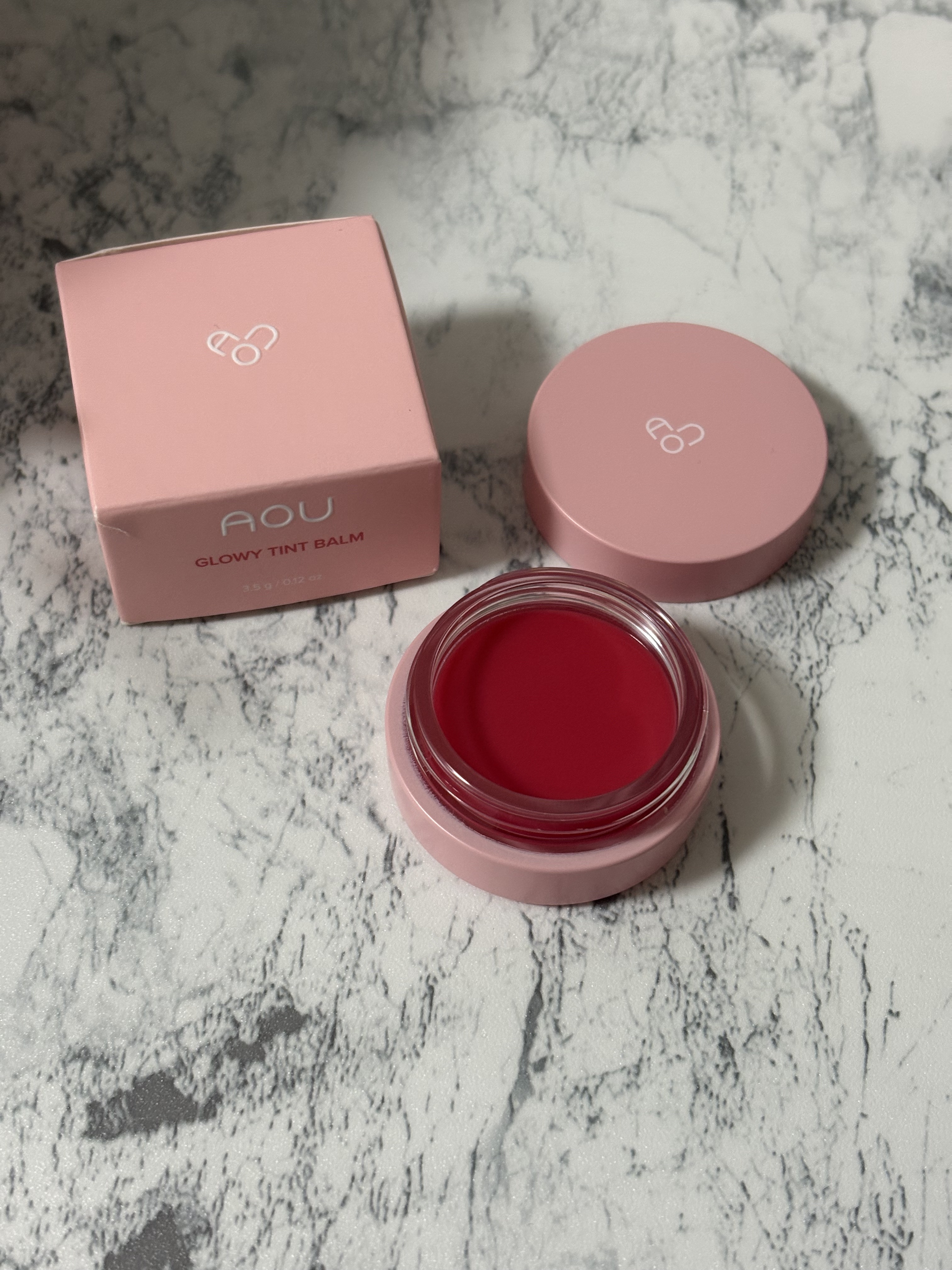 GLOWY TINT BALM/AOU/リップグロスを使ったクチコミ（2枚目）
