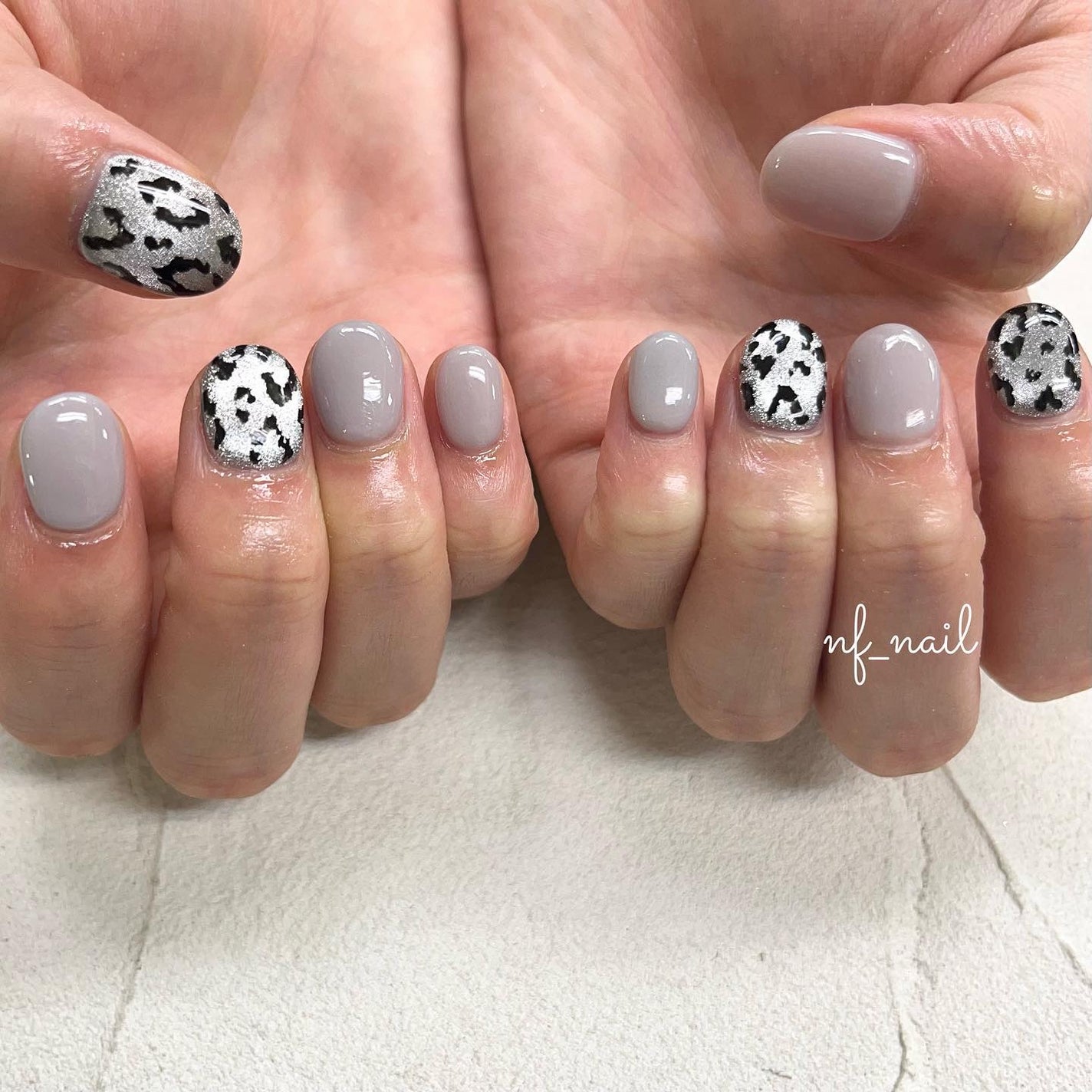 Natsumi◎nailist on LIPS 「マグネットで強め!レオパードネイル🐆..#ネイル#ネイルデサ..」(1枚目)