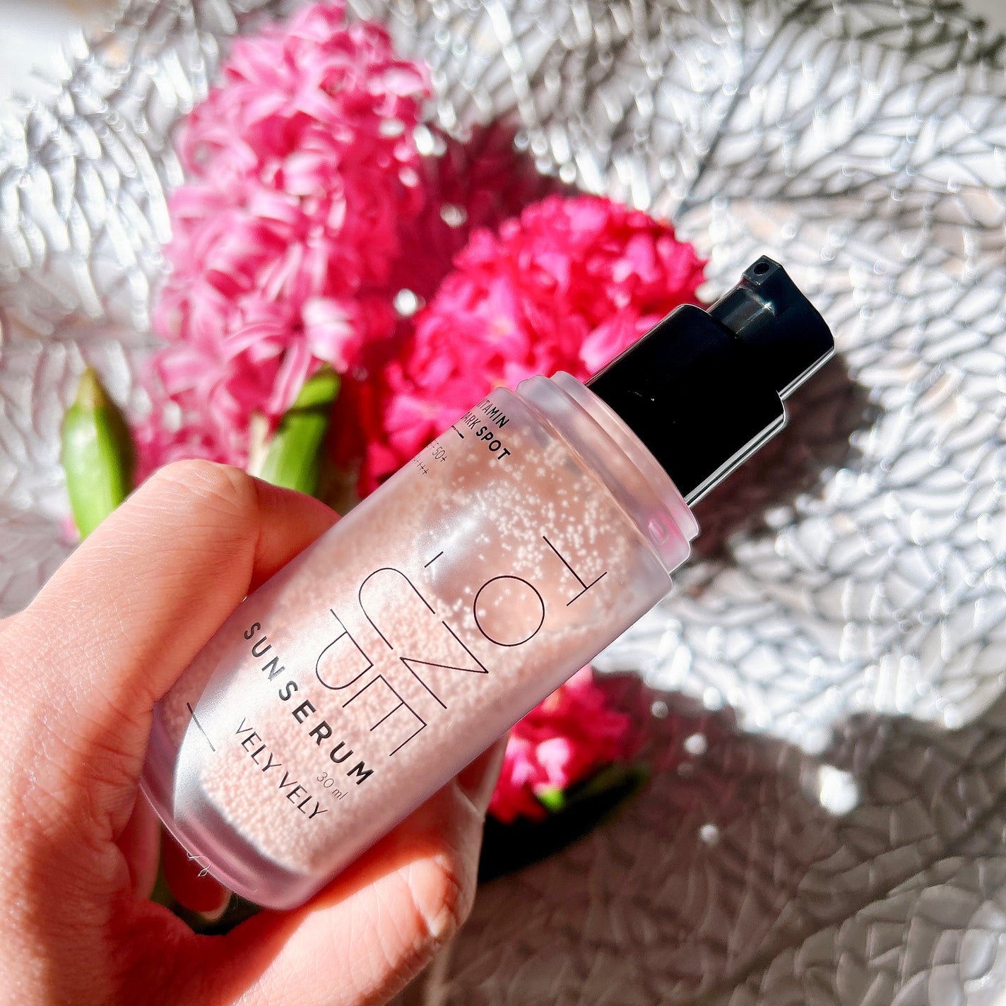 ビタミントーンアップサンセラム/VELY VELY/日焼け止めローションを使ったクチコミ(2枚目)