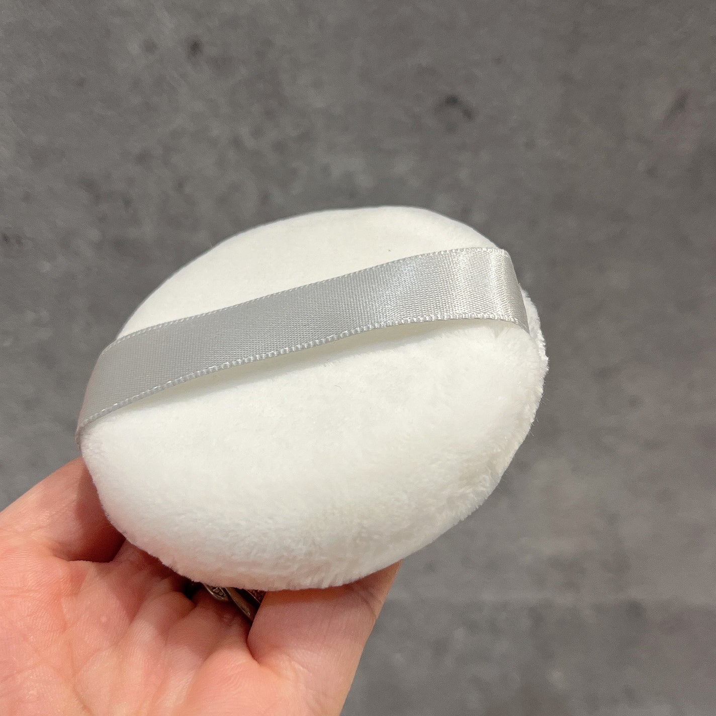 スージー エキスパート マイクロエアリーパウダーF/SUSIE N.Y./ルースパウダーを使ったクチコミ(3枚目)