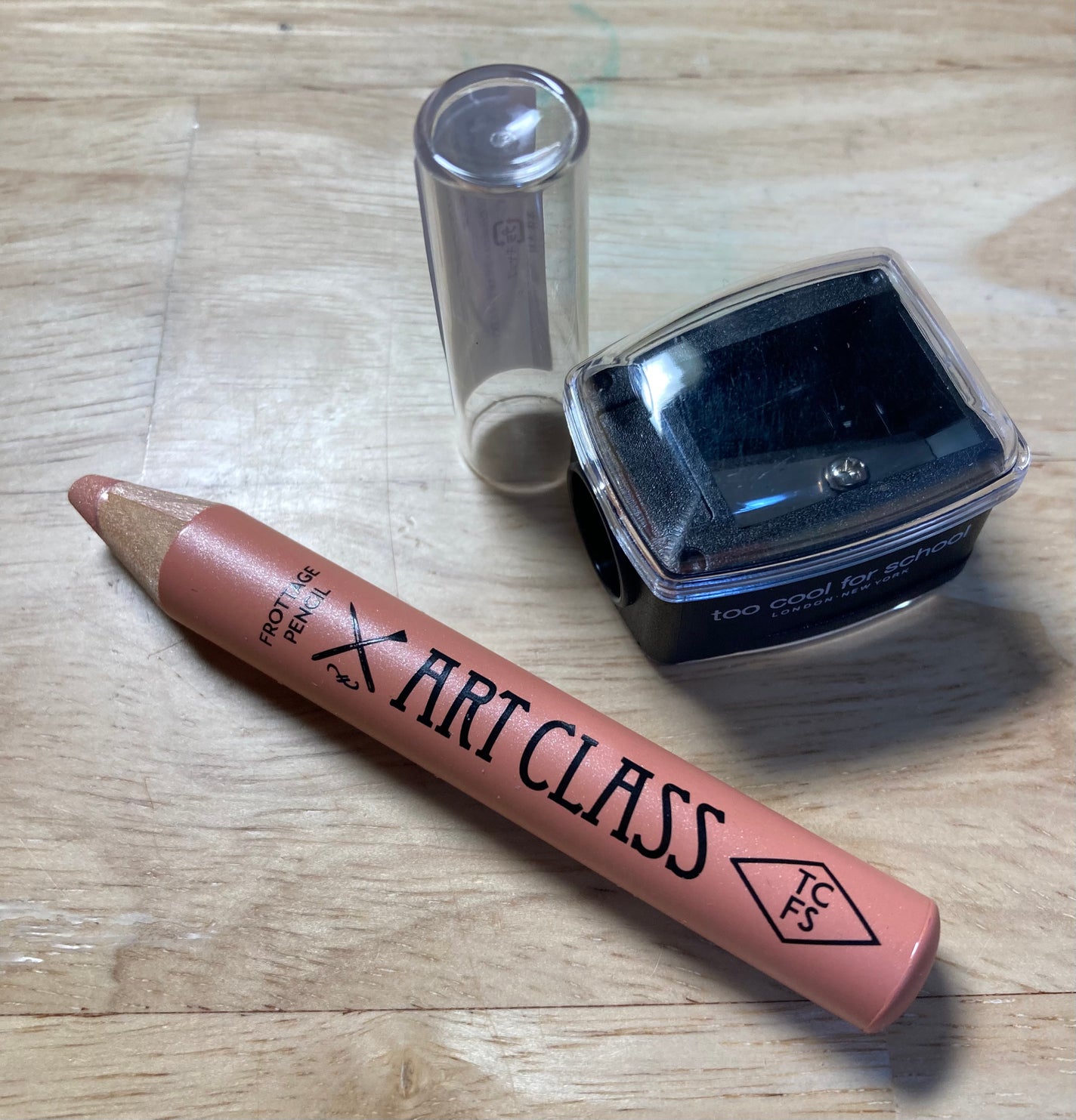 アートクラス フロッタージュペンシル/too cool for school/スティックアイシャドウを使ったクチコミ(2枚目)