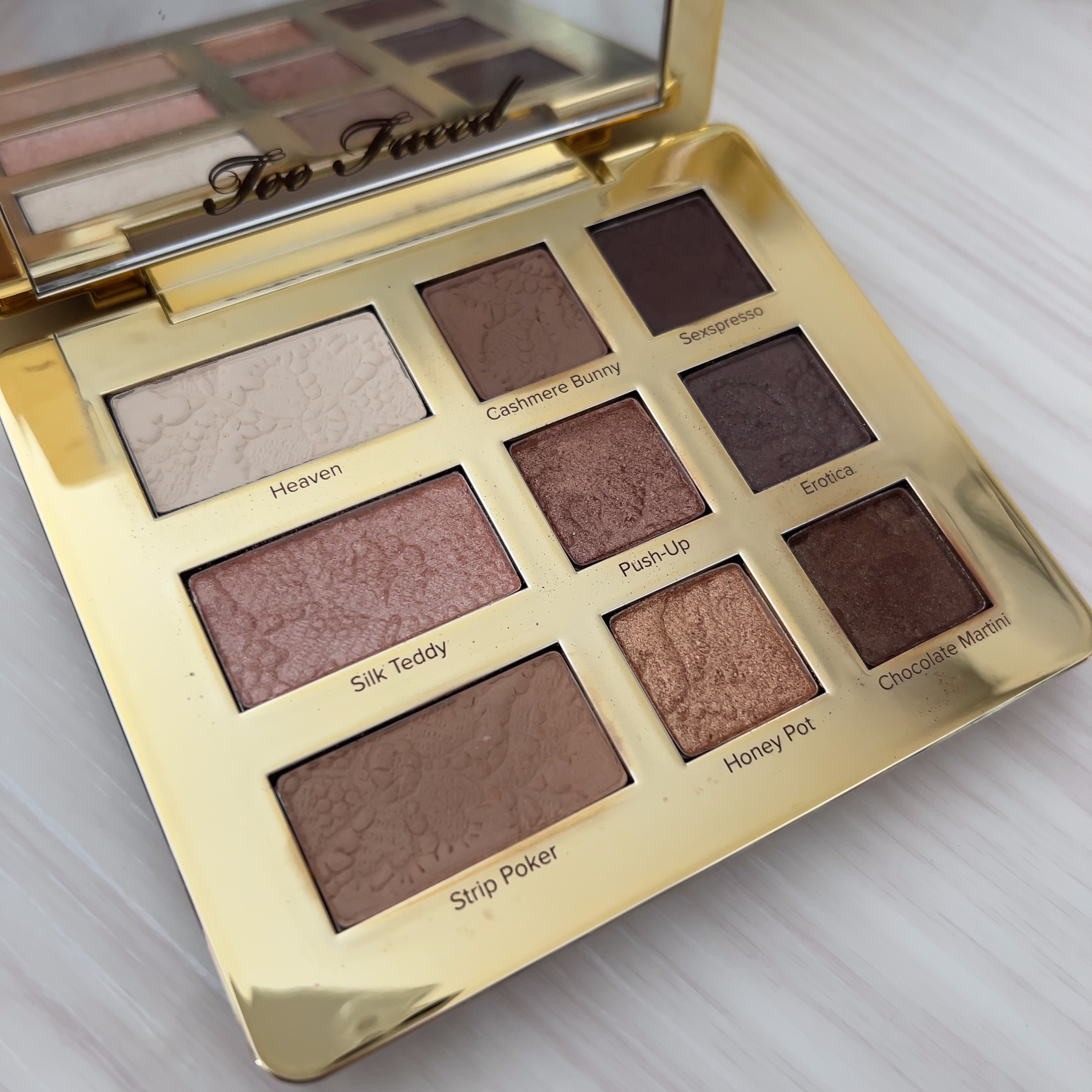 ナチュラル アイズ ニュートラル アイシャドウ パレット/Too Faced/アイシャドウパレットを使ったクチコミ（3枚目）