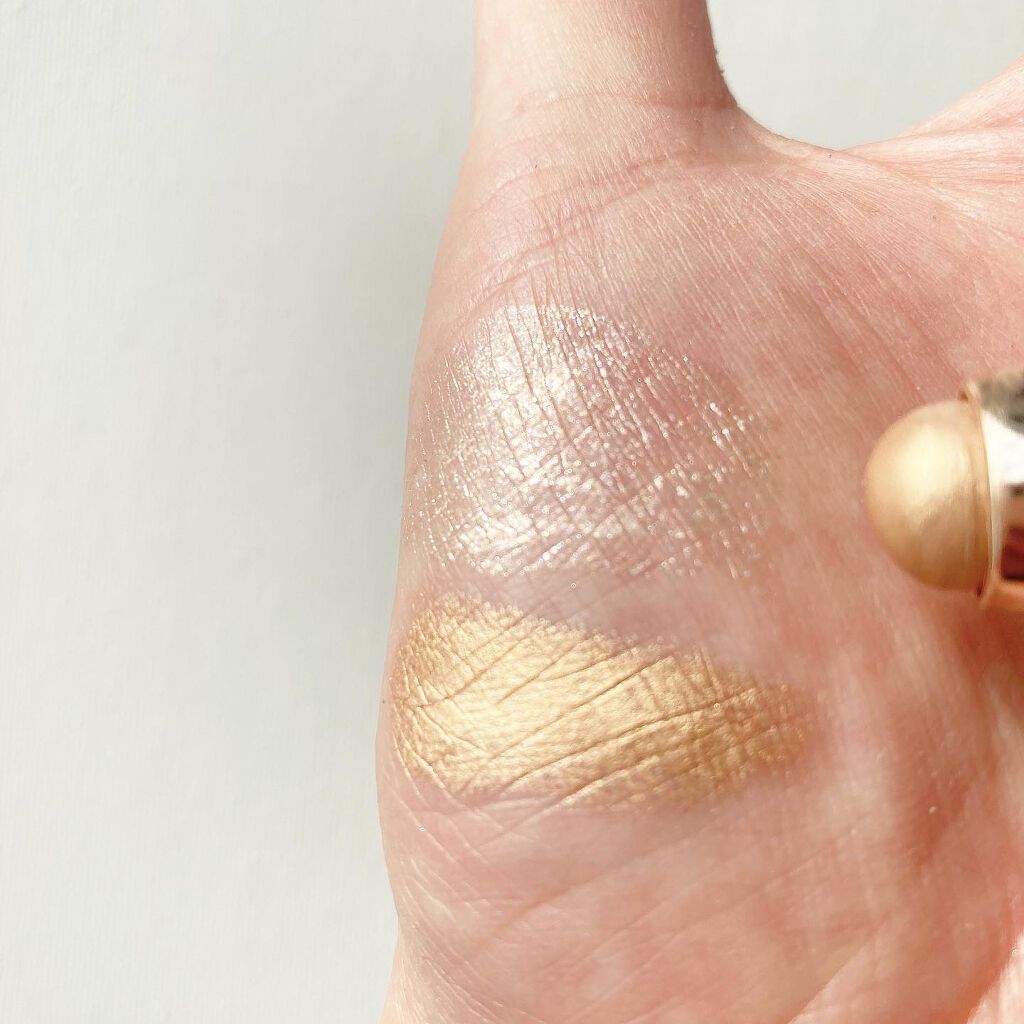 Ryoko on LIPS 「\ダブルエンド棒アイシャドウ/♡#iconiclondon#g..」(3枚目)