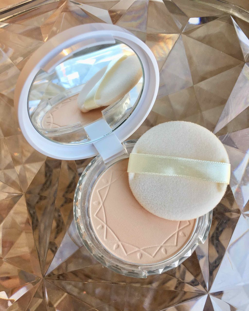 UVクリアフェイスパウダー/CEZANNE/プレストパウダーを使ったクチコミ（1枚目）