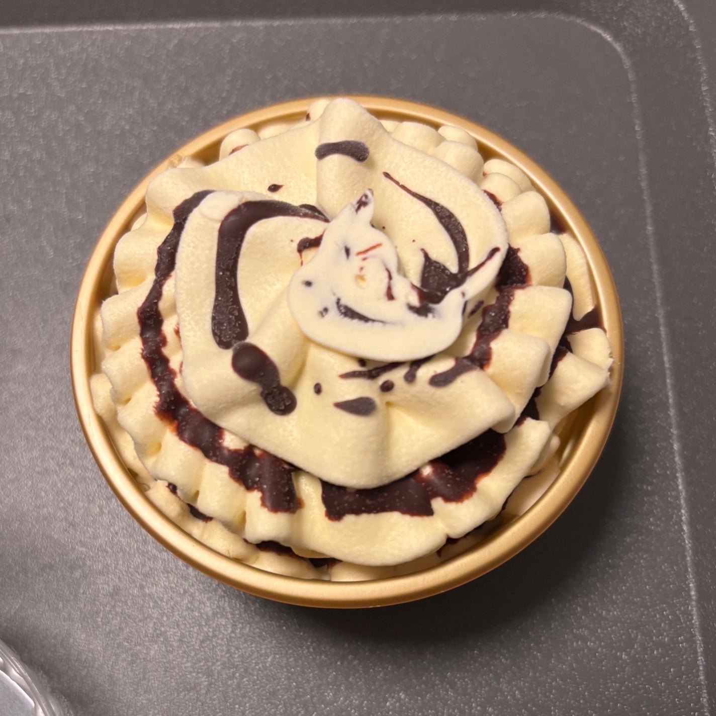 ぷぅぴぃ《紫コス部💜💗》 on LIPS 「森永乳業ビエネッタ499円ビエネッタ知っていますか?私が子ども..」(5枚目)