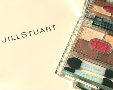 JILLSTUART
リボンクチュールアイズ
◎19番

赤のアイシャドウが入っているパレットが欲しくてこちらを購入しました💋

真ん中の赤のシャドウはとても発色が良くて見たままの色で、店頭で感動して即