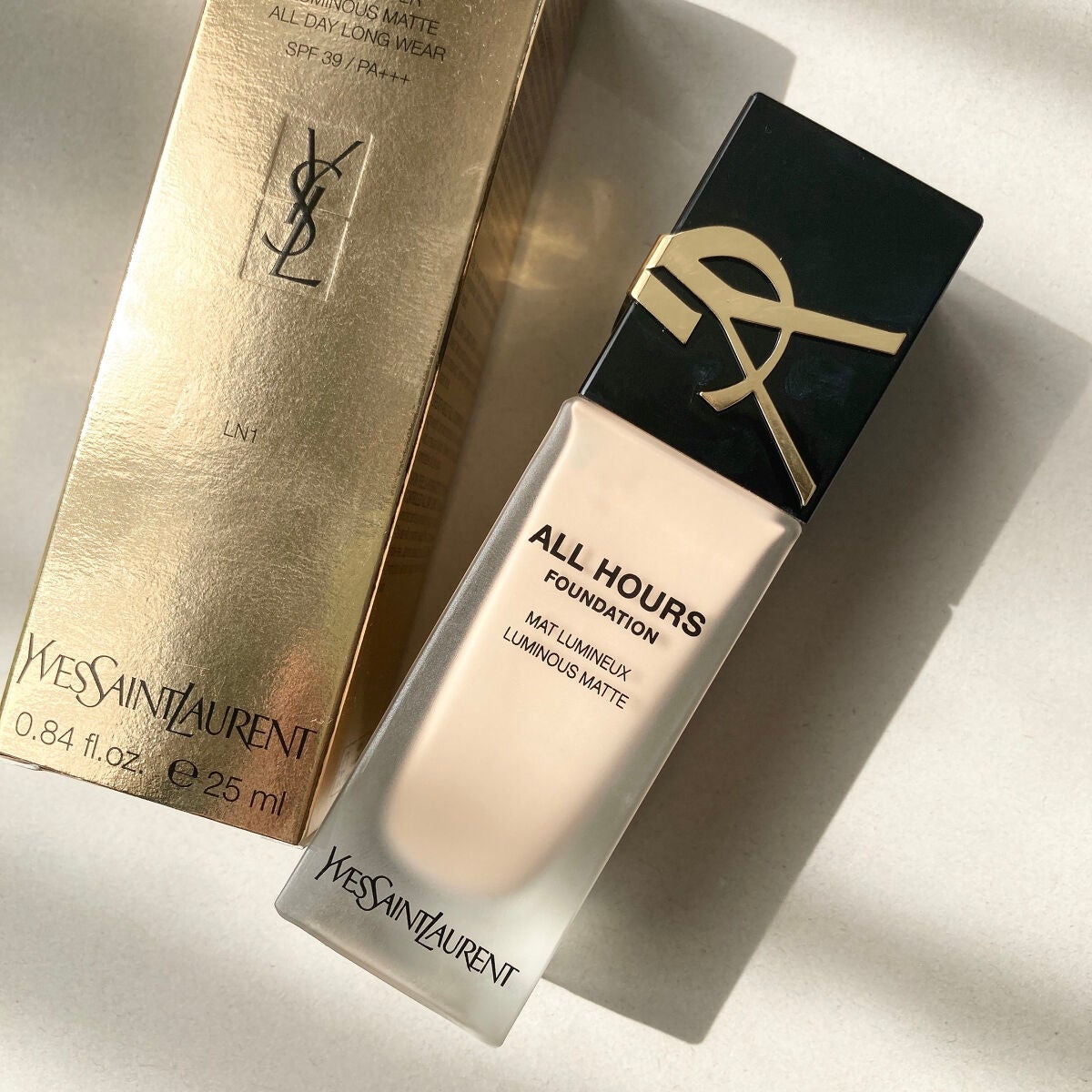 オールアワーズ リキッド/YVES SAINT LAURENT BEAUTE/リキッドファンデーションを使ったクチコミ(1枚目)