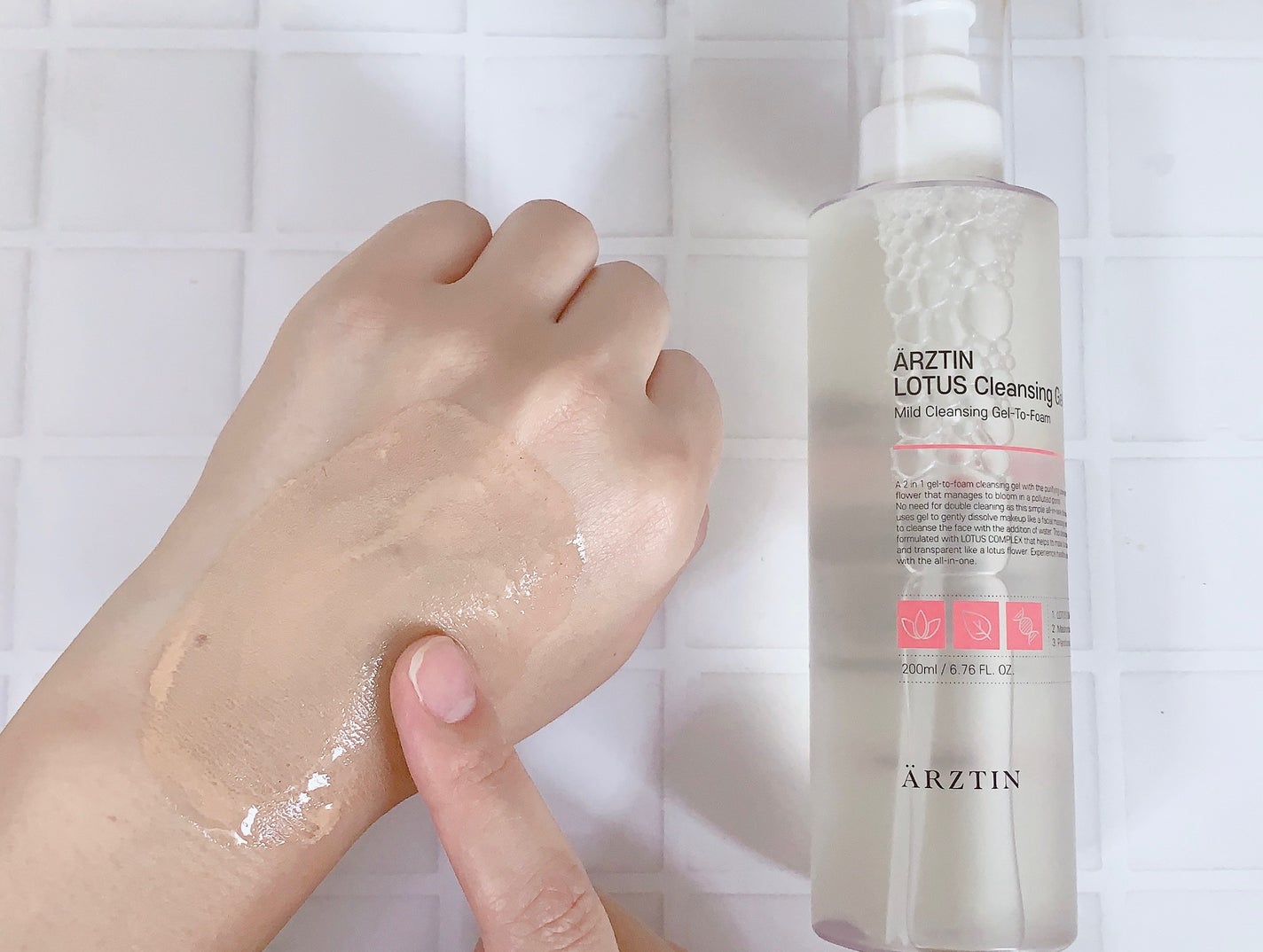 ロータスクレンジングジェル/エルツティン/クレンジングジェルを使ったクチコミ(6枚目)