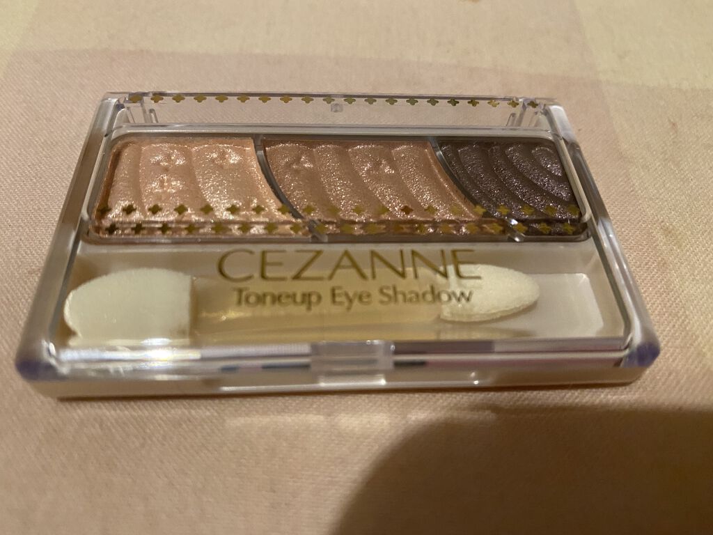 トーンアップアイシャドウ/CEZANNE/アイシャドウパレットを使ったクチコミ（1枚目）