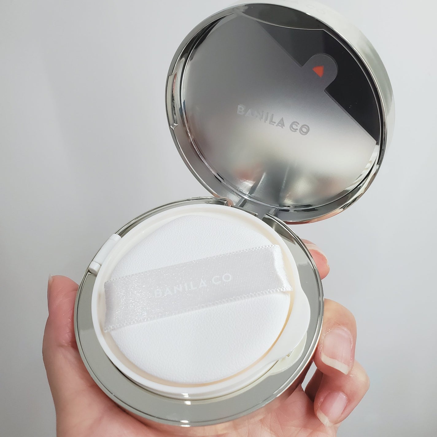 カバーリシャス アルティメット ホワイトクッション モイスチャー/BANILA CO/クッションファンデーションを使ったクチコミ(3枚目)