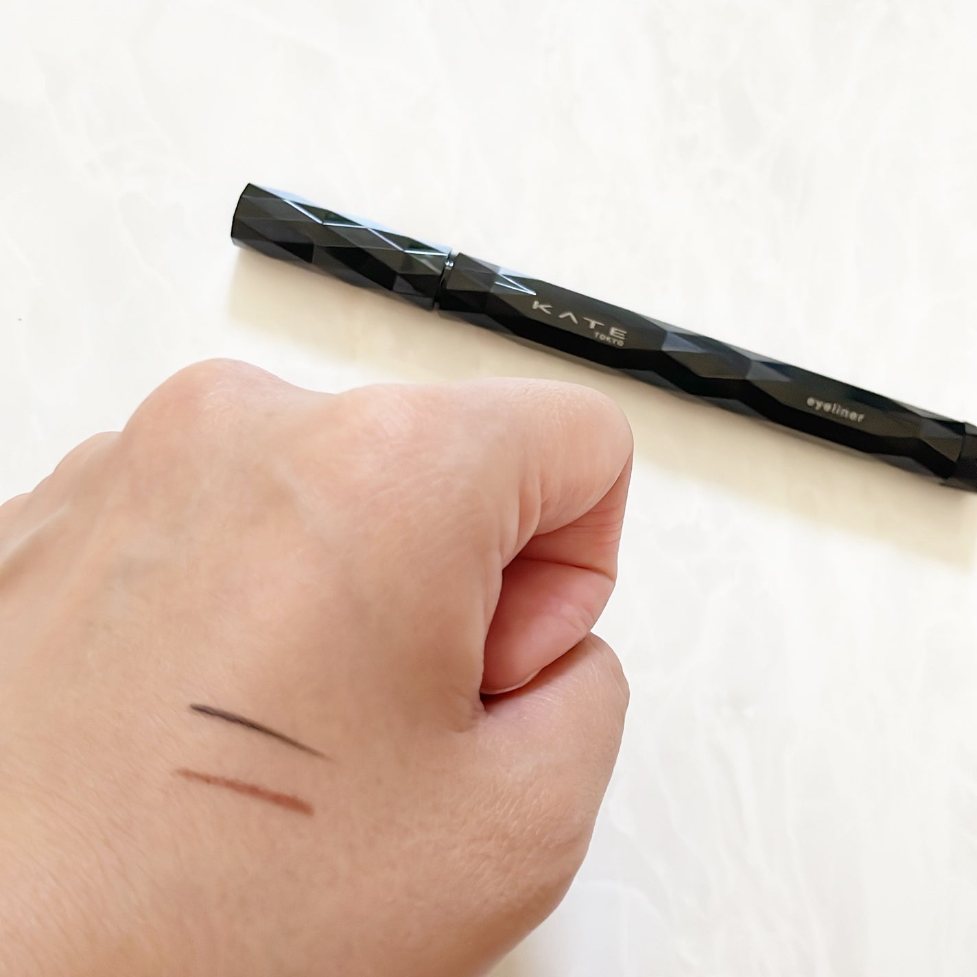 スーパーシャープライナーEX4.0/KATE/リキッドアイライナーを使ったクチコミ(3枚目)