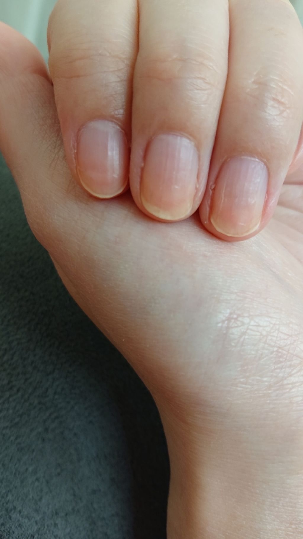 伽乃 on LIPS 「こんにちは、こんばんは!だんだん寒くなってきましたねー18℃く..」(2枚目)