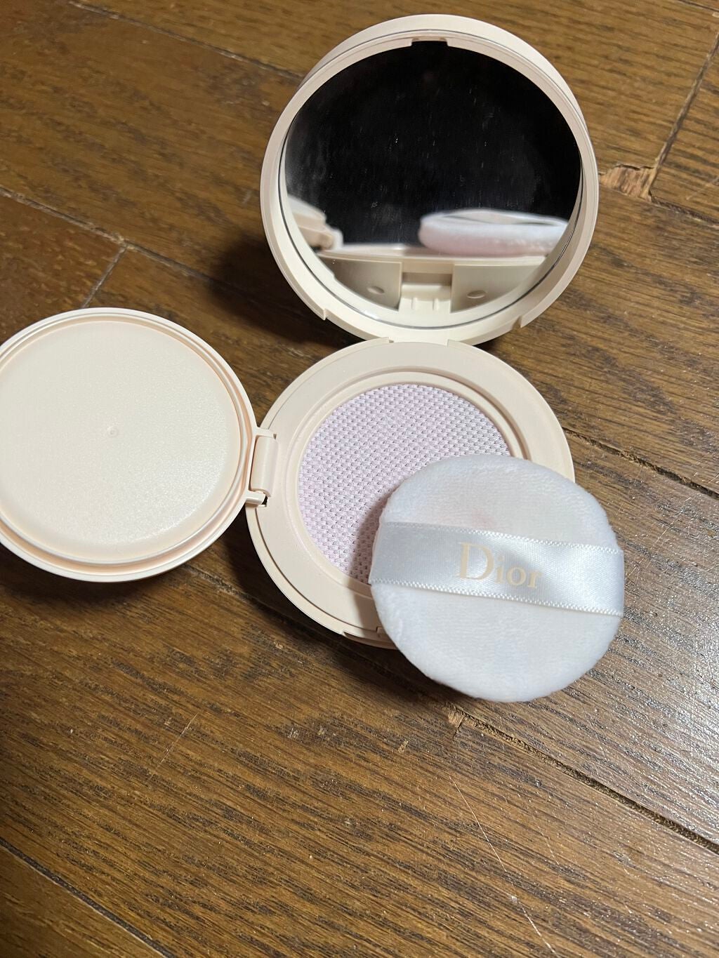 ディオールスキン フォーエヴァー クッション パウダー/Dior/ルースパウダーを使ったクチコミ(2枚目)