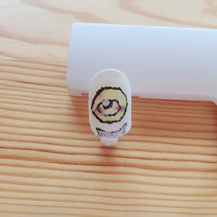 カラフルネイルズ/キャンメイク/マニキュアを使ったクチコミ(4枚目)