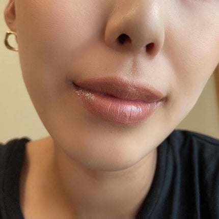 コンフォート リップ フルイド グロウ 105 穏光 -ONKOU/SUQQU/口紅を使ったクチコミ(2枚目)