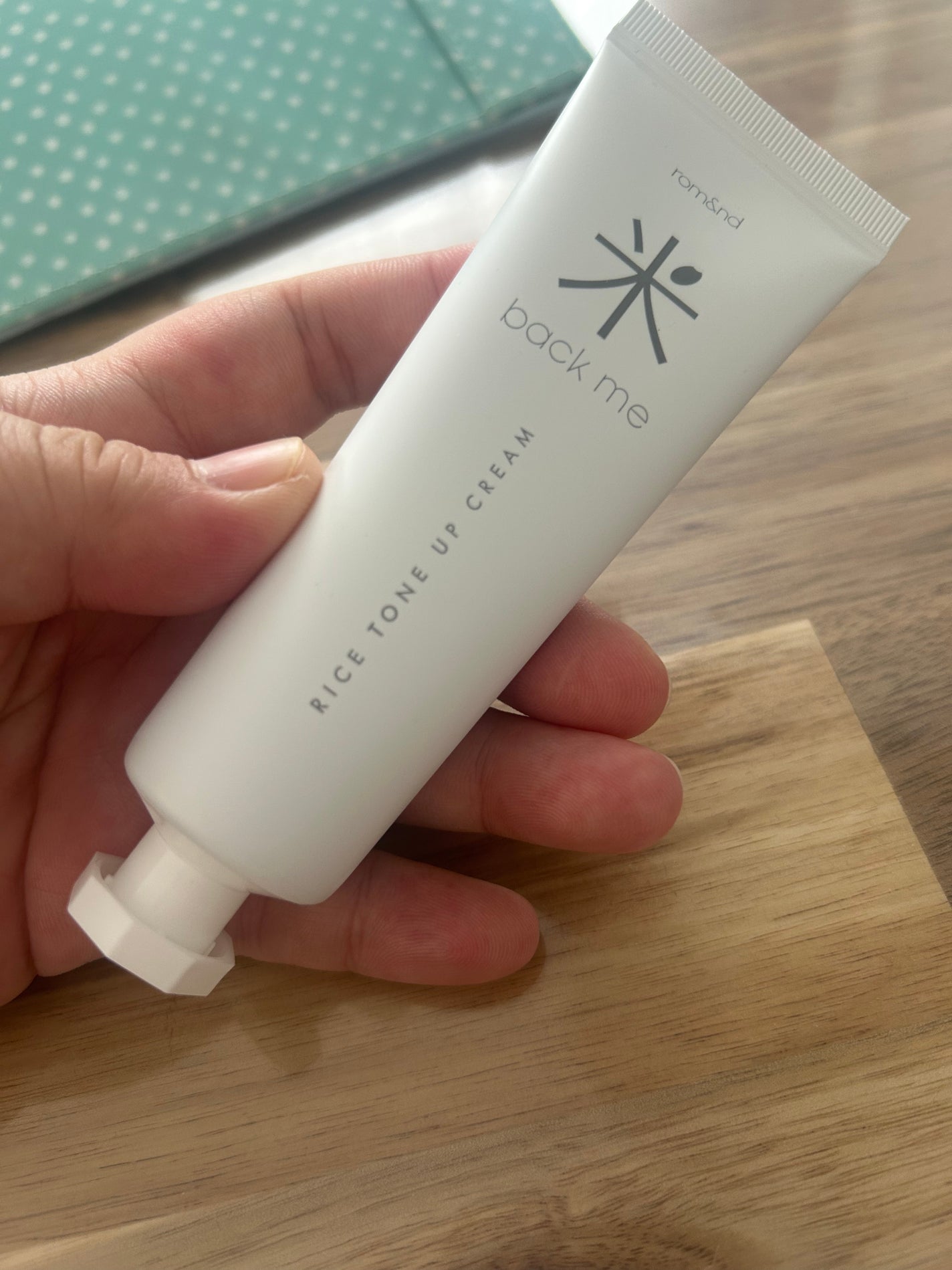 バックミートーンアップクリーム/rom&nd/化粧下地を使ったクチコミ(1枚目)