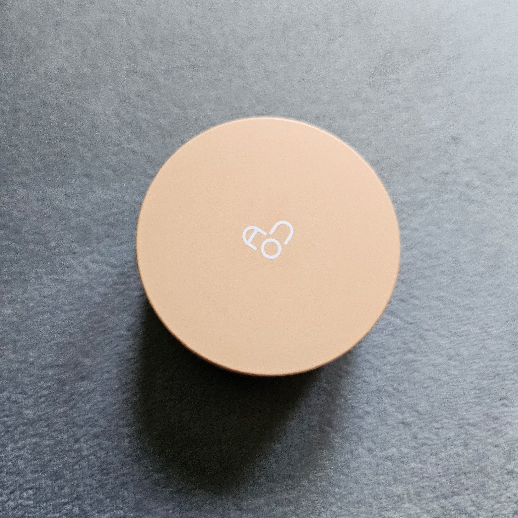 GLOWY TINT BALM 06 PENUT BALM/AOU/リップグロスを使ったクチコミ（1枚目）