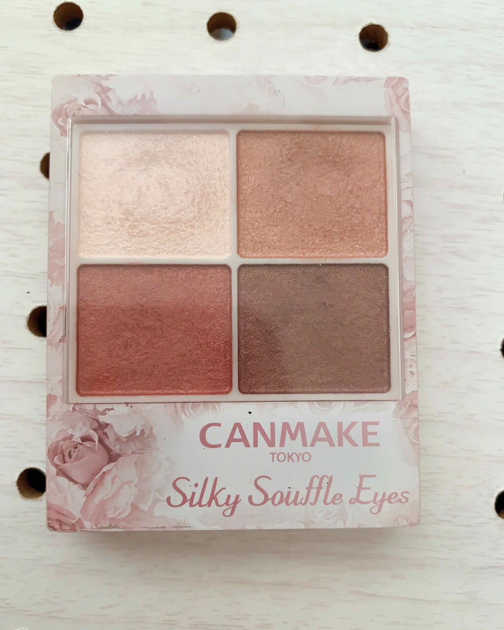 シルキースフレアイズ/キャンメイク/アイシャドウパレットを使ったクチコミ（2枚目）