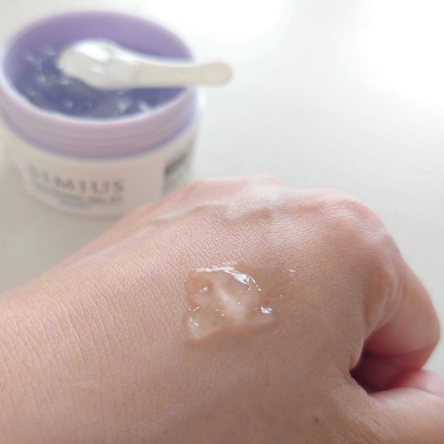 薬用ホワイトニングジェルEX モイスト（しっとり）/シミウス/オールインワン化粧品を使ったクチコミ（3枚目）