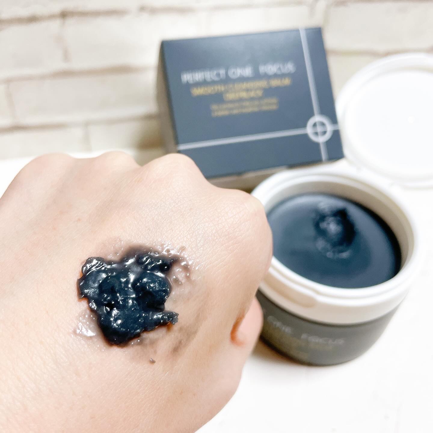 パーフェクトワンフォーカス スムースクレンジングバーム ディープブラック/PERFECT ONE  FOCUS/クレンジングバームを使ったクチコミ（3枚目）