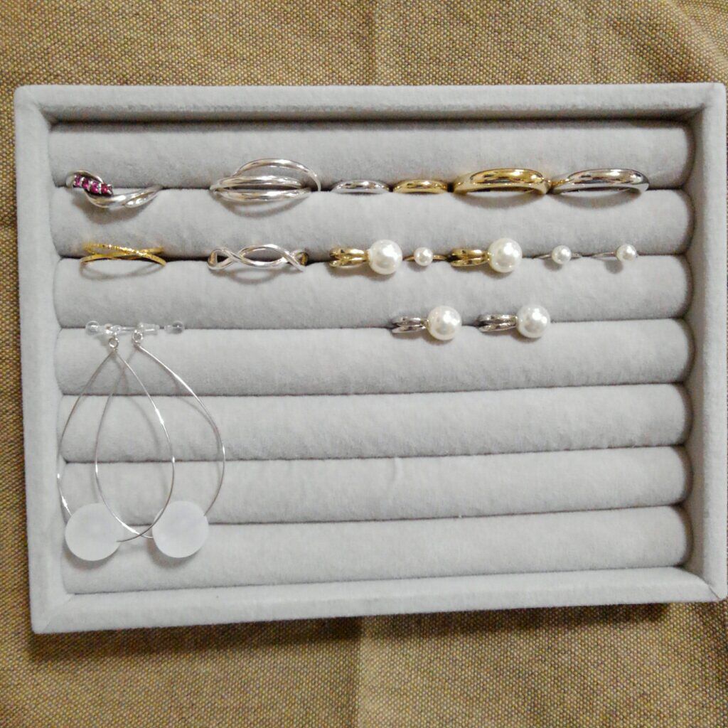 アクセサリートレイ(マス)/DAISO/その他を使ったクチコミ（3枚目）