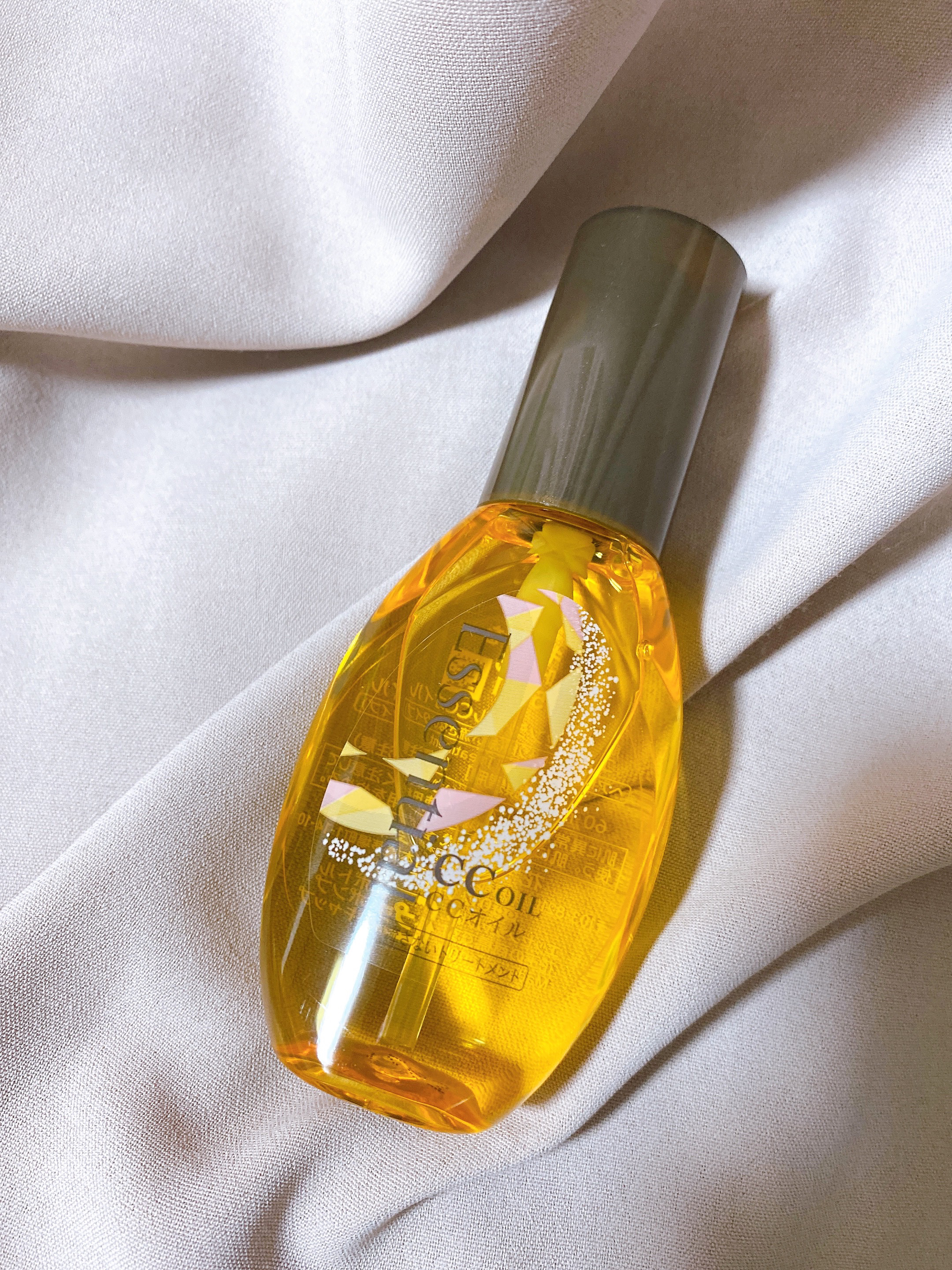 CCオイル/エッセンシャル/ヘアオイルを使ったクチコミ（1枚目）