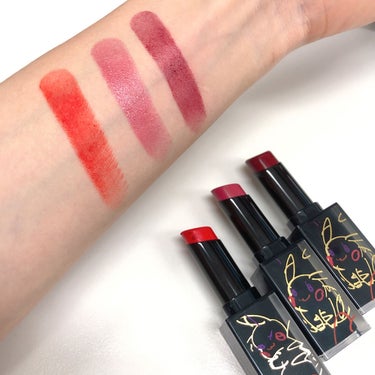 ルージュ アンリミテッド ラッカーシャイン＜2019年クリスマスコフレ限定＞/shu uemura/口紅を使ったクチコミ（2枚目）