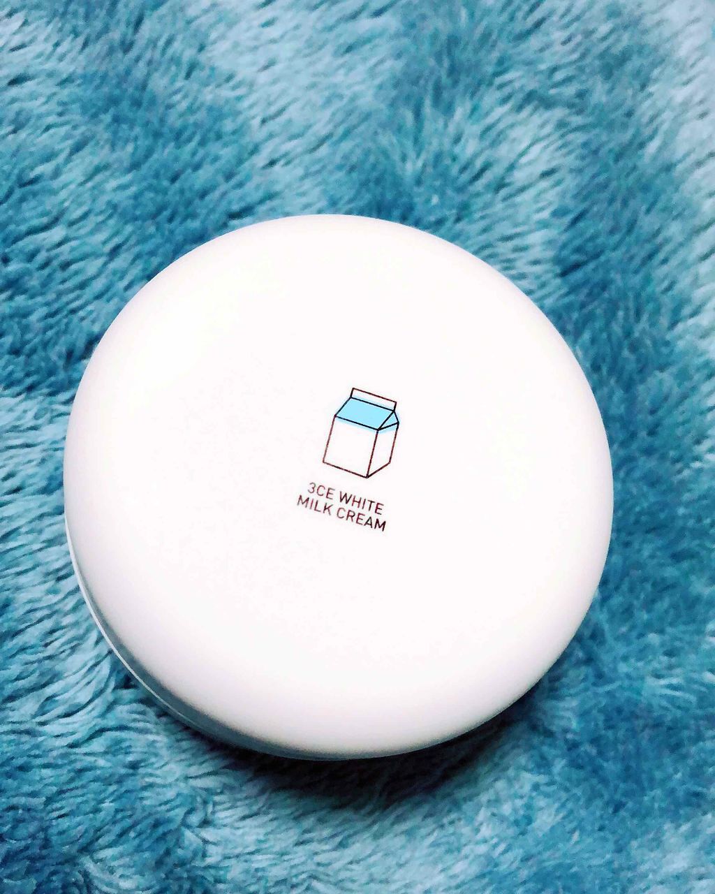 WHITE MILK CREAM/3CE/フェイスクリームを使ったクチコミ（1枚目）