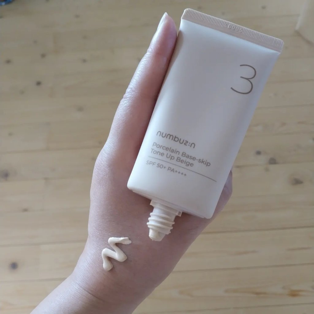 3番 ノーファンデ陶器肌トーンアップクリーム/numbuzin/化粧下地を使ったクチコミ（2枚目）
