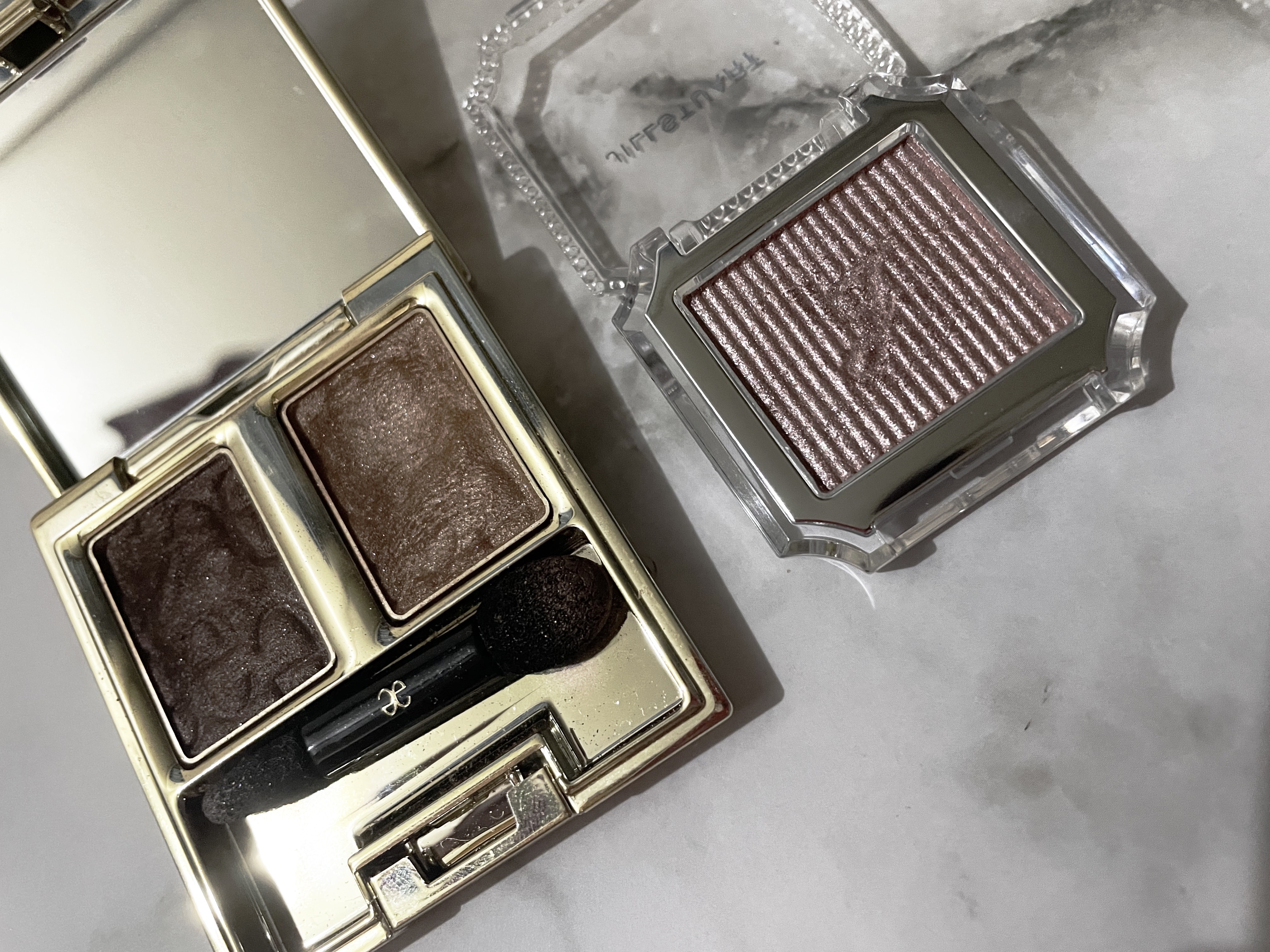 アイコニックルック アイシャドウ S106 enjoy a romance/JILL STUART/単色アイシャドウを使ったクチコミ（1枚目）