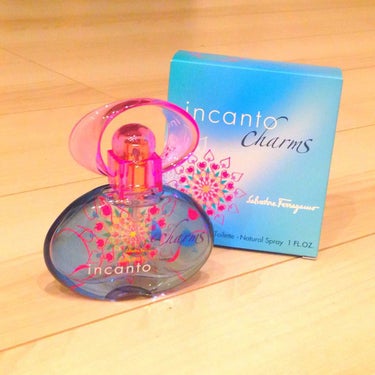 ＊Salvatore Feragamoのincant charms＊

初めての香水🌸

あんまり香水とか興味なくて、買わないでいたんですが、姉にオススメされたので買っちゃいました👅


爽やかなんだけ