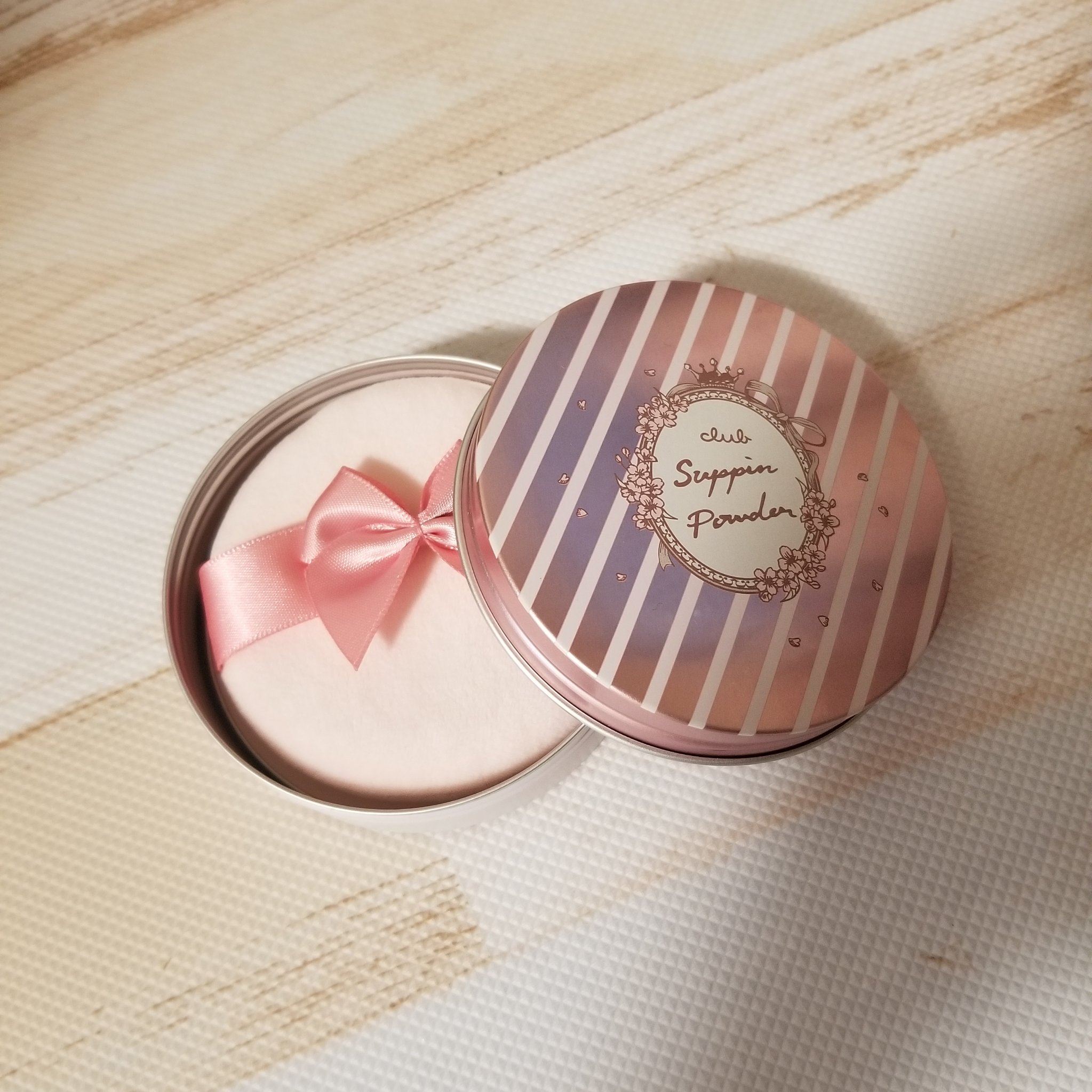 すっぴんパウダーB サクラシャボンの香り 2023/クラブ/フェイスパウダーを使ったクチコミ（1枚目）